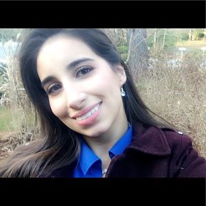 Meet your Posher, Andrea